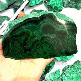 Natural Malachite Slice Stones Polished Raw Malachite Plate Stones Decor, Suitable for Boys And Girls' Birthday Gifts, Valentine'S Day Gifts (Weight: 25-45g)